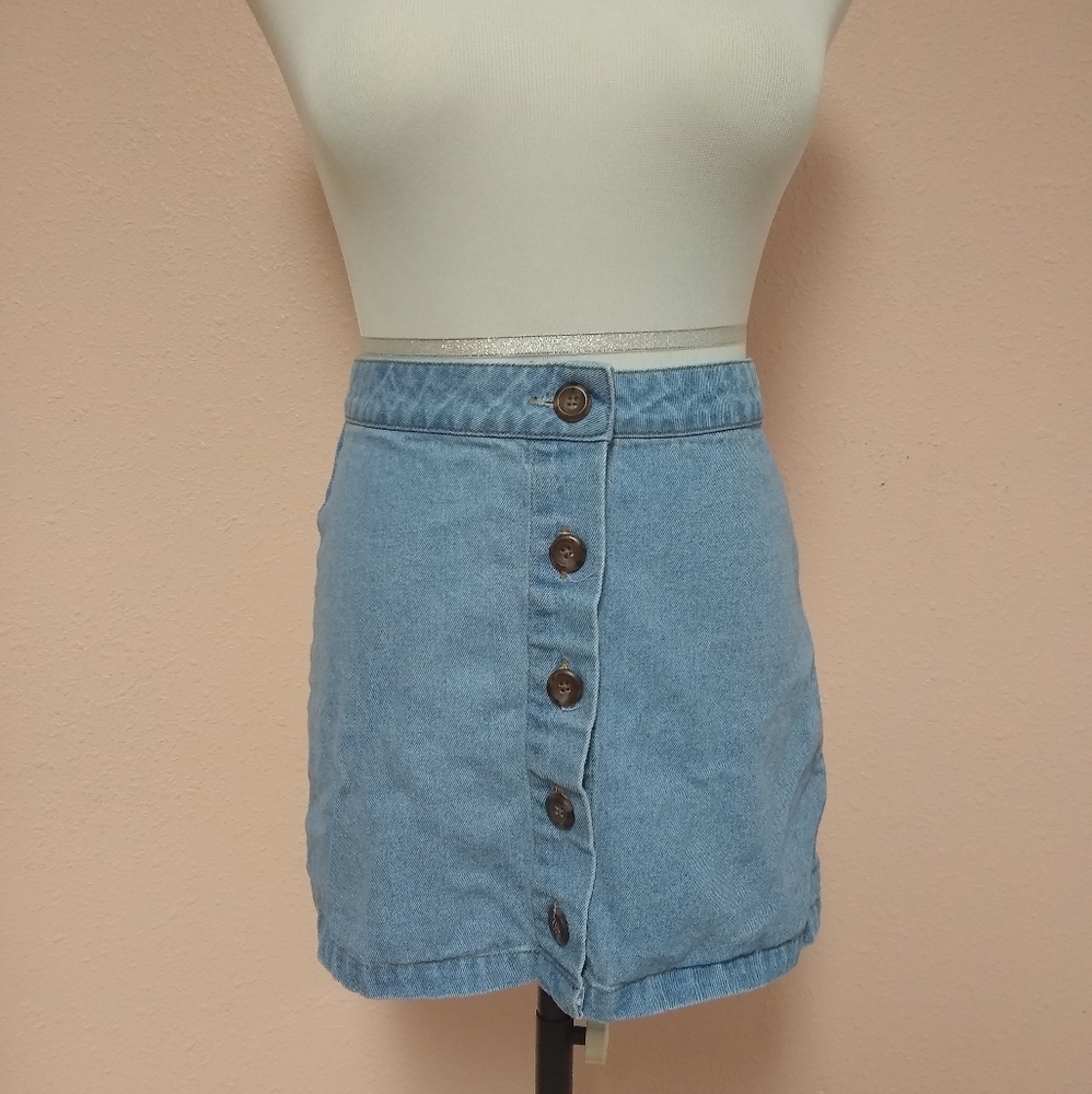 Forever 21 button down jean skirt